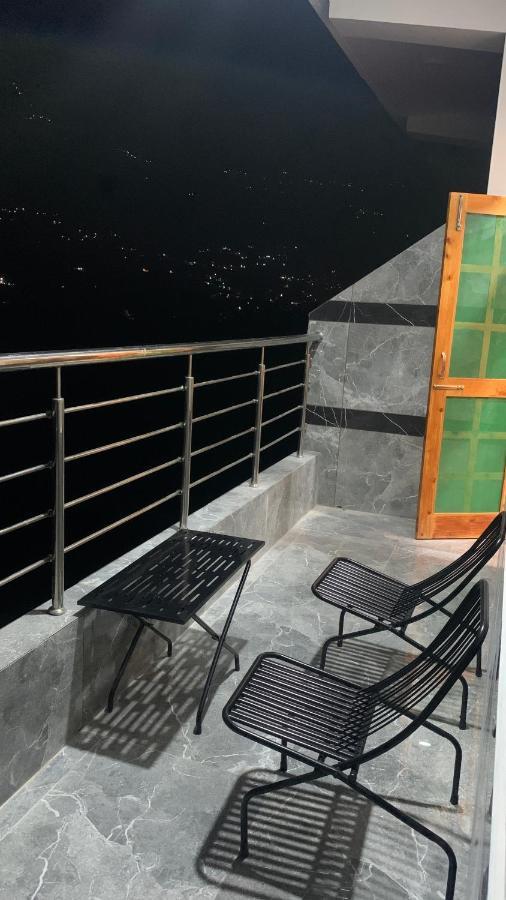 Tulip Flowing River View Hotel. Shamshi Екстер'єр фото