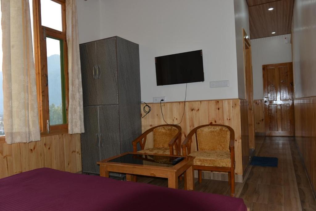 Tulip Flowing River View Hotel. Shamshi Екстер'єр фото
