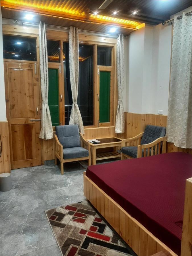 Tulip Flowing River View Hotel. Shamshi Екстер'єр фото